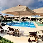 Apart-hotel Stomio Villague 3*