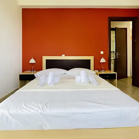 Apartmanhotel Stomio Villague 3*