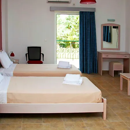 Stomio Villague Apartmanhotel 3*