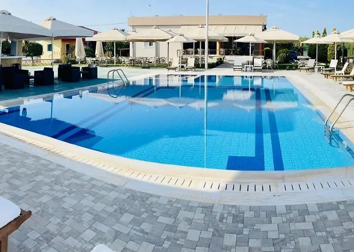 Aparthotel Stomio Villague