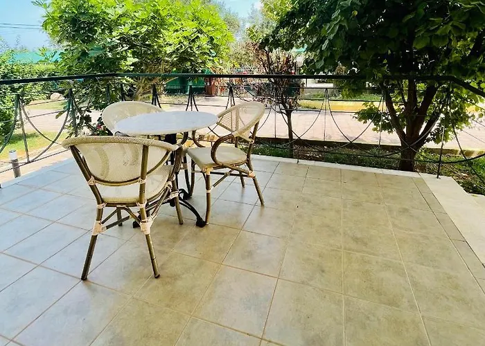 Stomio Villague Filiatrá