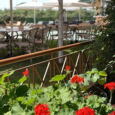 Stomio Villague 菲利亚特拉