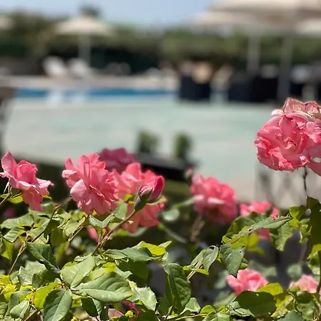 Stomio Villague 公寓式酒店 菲利亚特拉