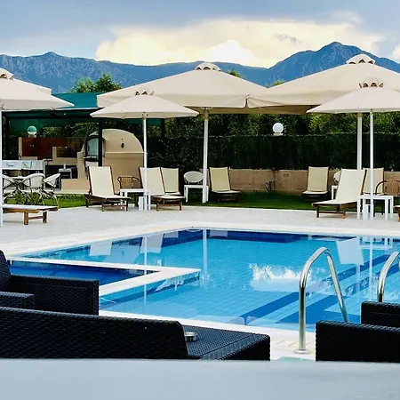 Stomio Villague 菲利亚特拉