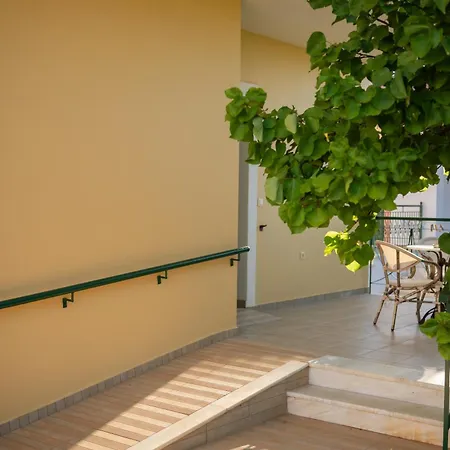 Stomio Villague Aparthotel 3*