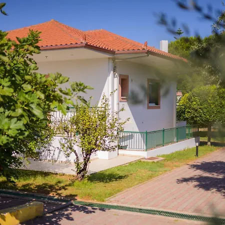 Stomio Villague 3* Filiatrá