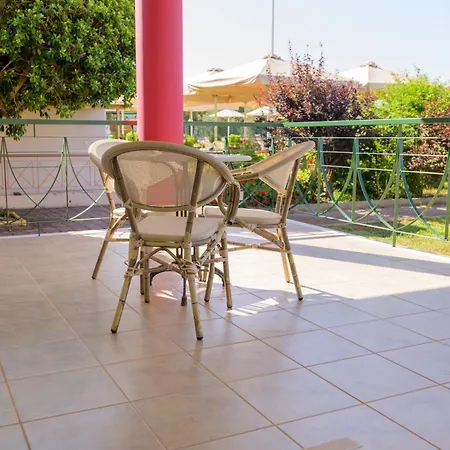 Stomio Villague Aparthotel