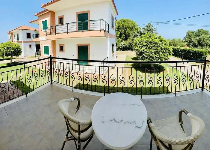 Stomio Villague 3* Filiatrá