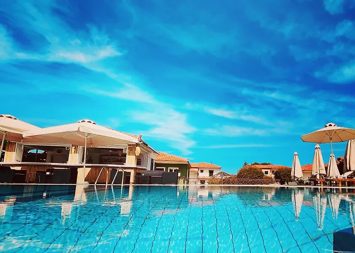 アパートホテル Stomio Villague フィリアトラ